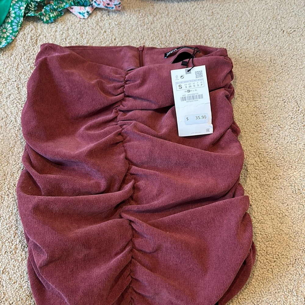 Zara pink corduroy skirt NEW WITH TAGS